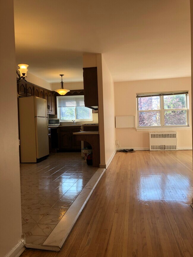 Foto del edificio - 2123 42nd St