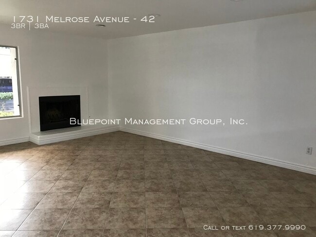 Building Photo - Open Floor Townhouse in Chula Vista