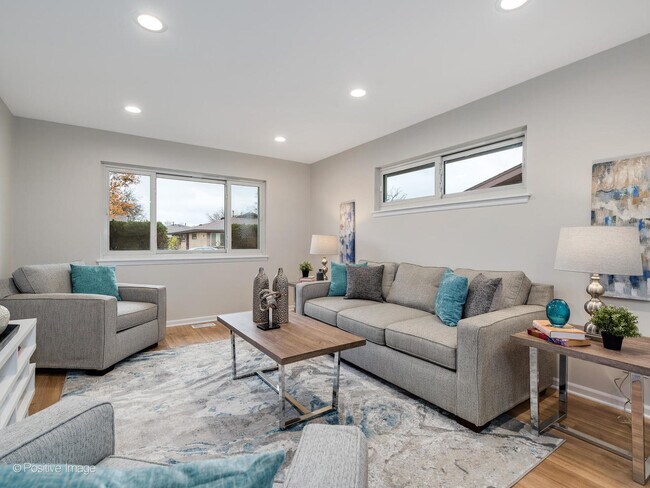 Building Photo - 120 Innsbrook Dr