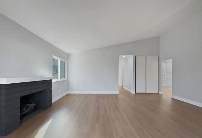 Foto del edificio - 25443 Vía Labrada