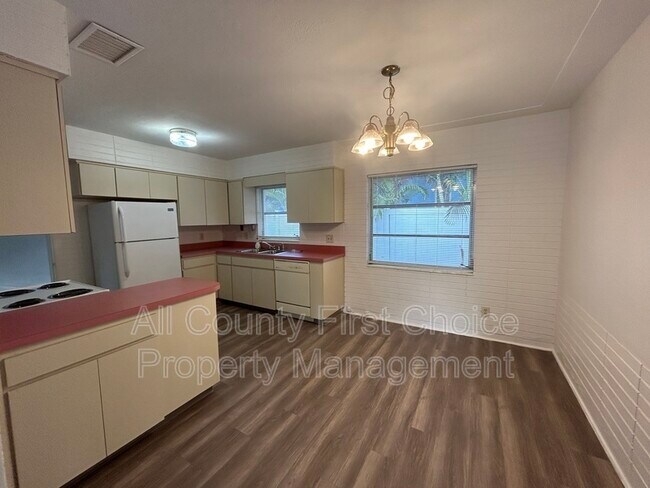 Foto del edificio - 3501 25th St N