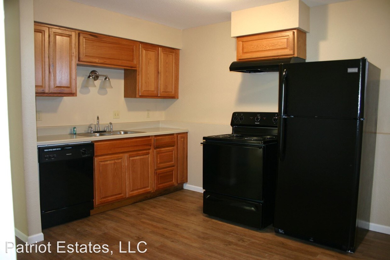 Primary Photo - 1 br, 1 bath Apartment - 619 W. 14th