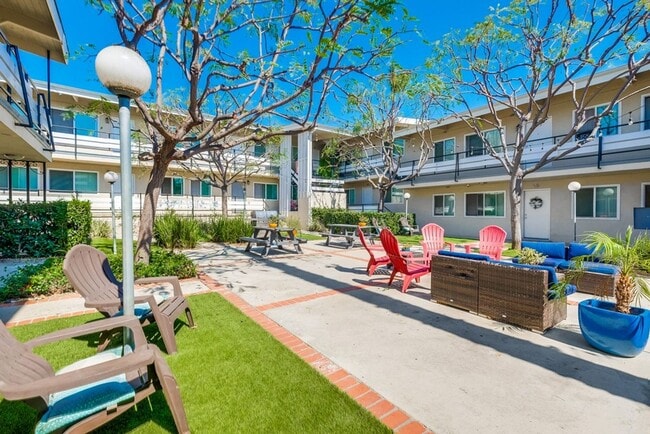 Building Photo - 3105 W 27th St