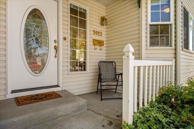Foto del edificio - 3013 W Pleasanton Ave