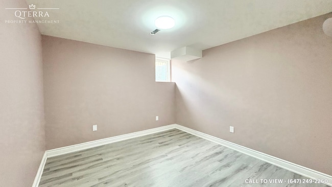 Building Photo - 547 Windfields Farm Dr W