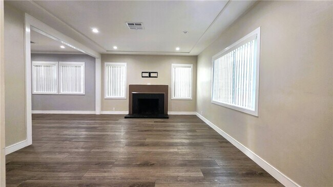 Foto del edificio - 2431 N Lamer St