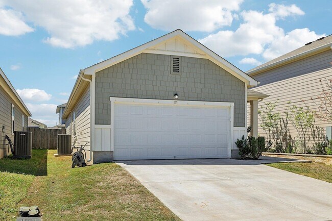 Foto del edificio - 191 Light Timber Rd