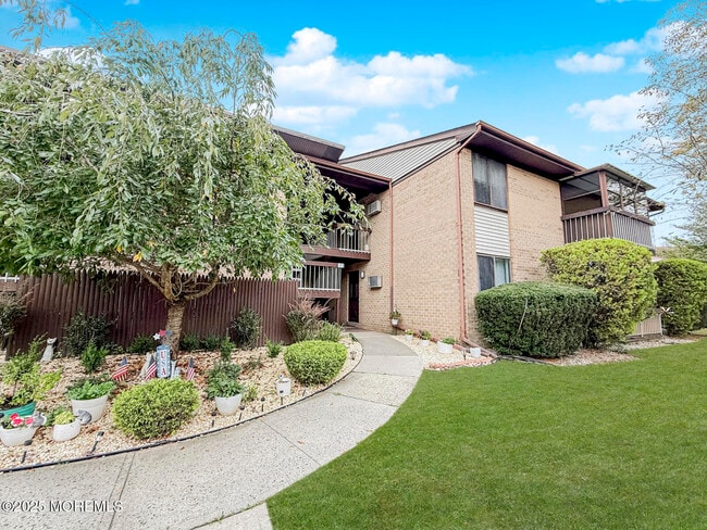 Foto del edificio - 41 Meadow Green Cir
