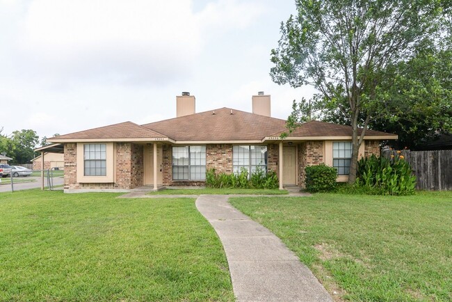 Foto del edificio - Great Duplex in Rowlett!