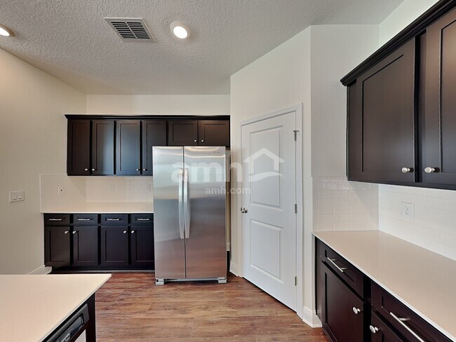 Building Photo - 1259 Sky Lakes Drive