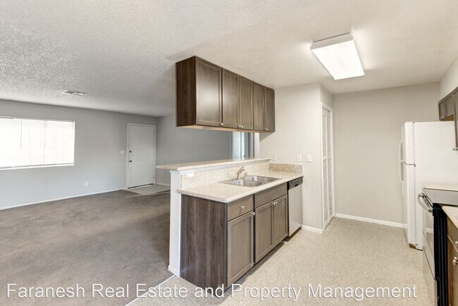 Building Photo - 2 br, 1 bath House - 4231 Terrestrial Ln #B