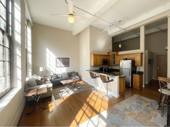 Foto del edificio - Fabulous furnished one bedroom, one bath u...