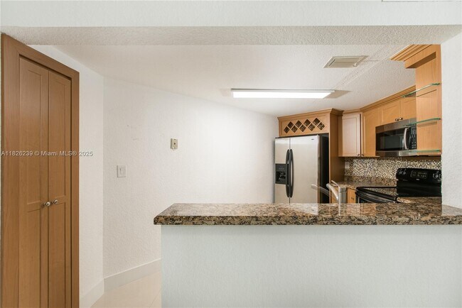 Foto del edificio - 10241 NW 9th Street Cir
