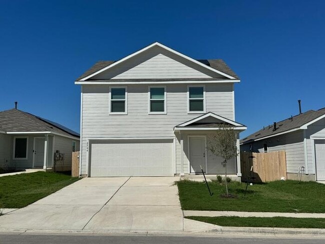Building Photo - Modern 4-Bed, 4-Bath Home in Pflugerville