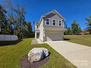 Building Photo - 150 Pin Oak Ct
