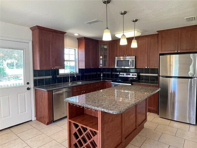 Foto del edificio - 2720 SW 122nd St