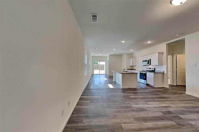 Building Photo - 617 Colgate Cir