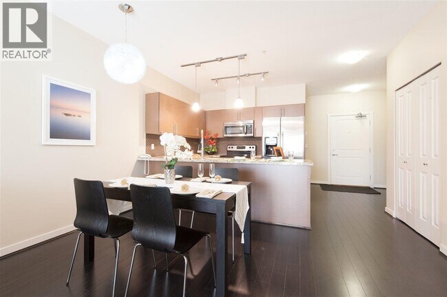 Photo du bâtiment - 2239 Kingsway