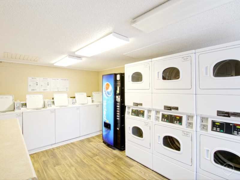 Foto del edificio - Lynn Haven Cove Apartments