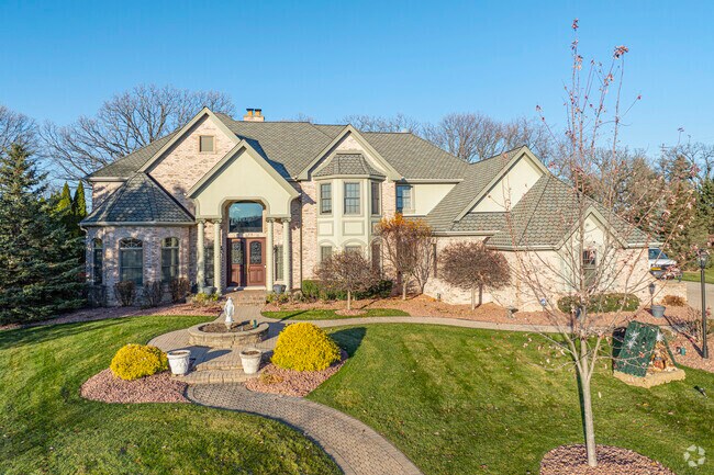 Large custom homes in Village of Pleasant Prairie are perfect for raising a family.