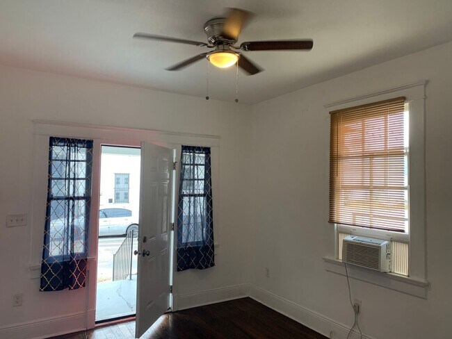 Foto del edificio - 2709 N Roman St