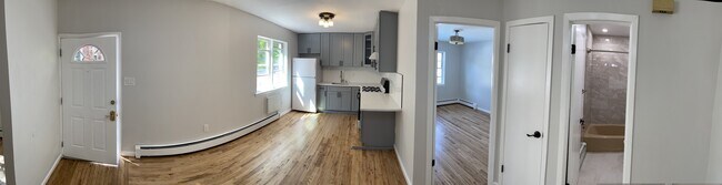 Foto del edificio - 1453 E 70th St