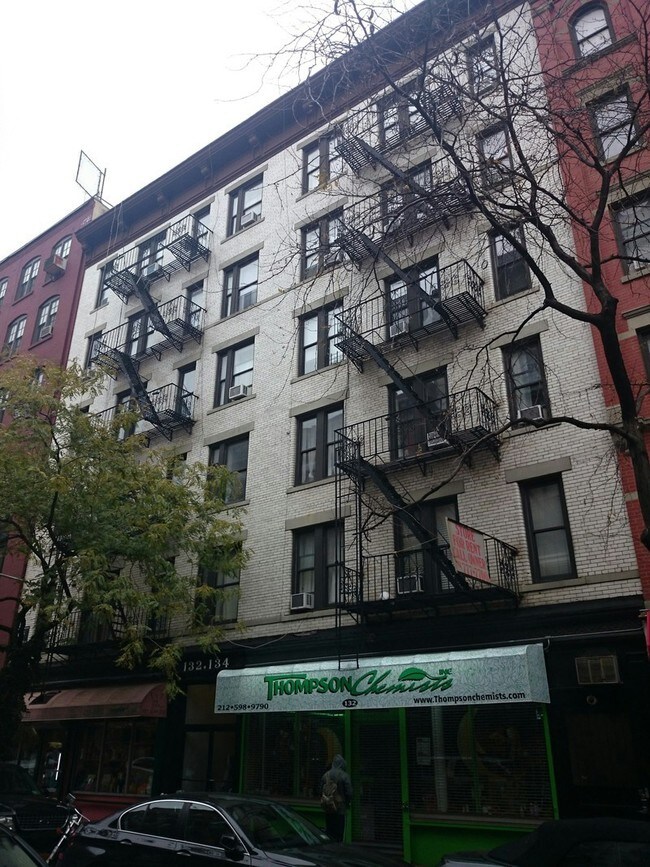 Foto del edificio - 132 Thompson St