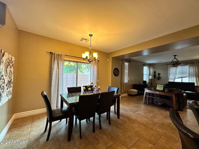 Building Photo - 3823 E Trigger Way