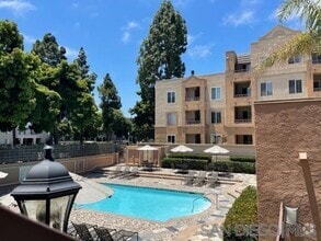 Building Photo - 3520 Lebon Dr
