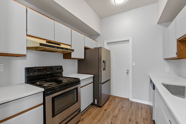Foto del edificio - 1740 N Arlington Pl