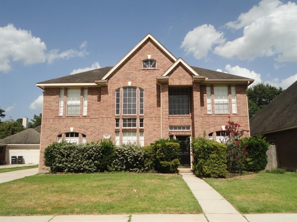 Primary Photo - 17322 Pikes Peek Ct