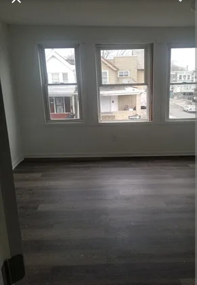 Foto del edificio - 5800 Stockton Rd