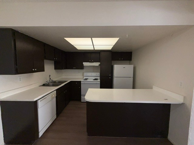Foto del edificio - 5216 Redberry St