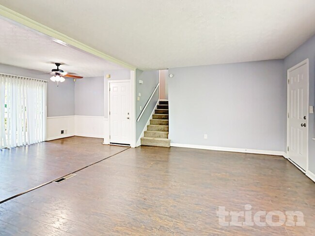 Foto del edificio - 887 Sheppard Way
