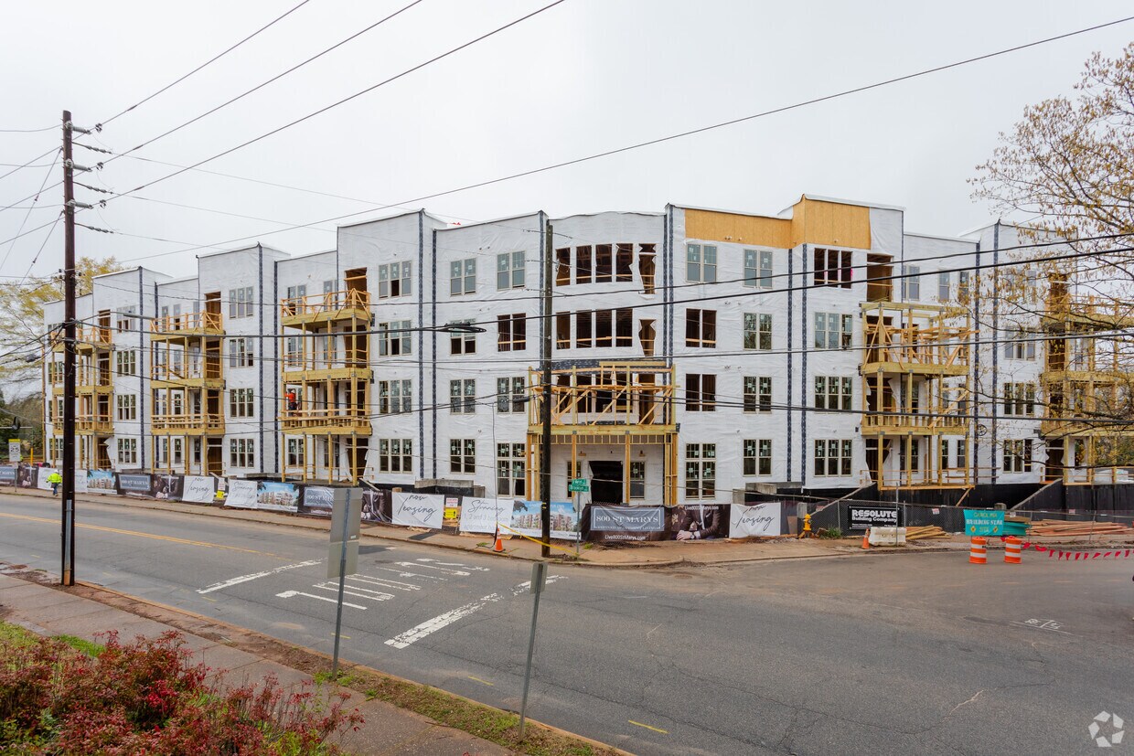 800 ST. MARYS Apartments Raleigh, NC