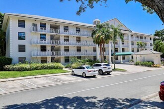 Building Photo - 3500 Whitehall Dr