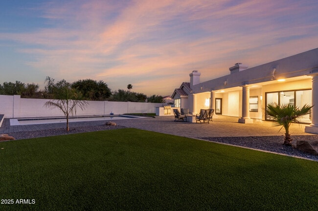 Foto del edificio - 8156 E Questa Rd