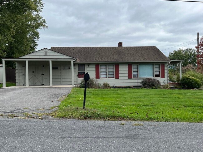 Building Photo - 2298 Wheatland Ave