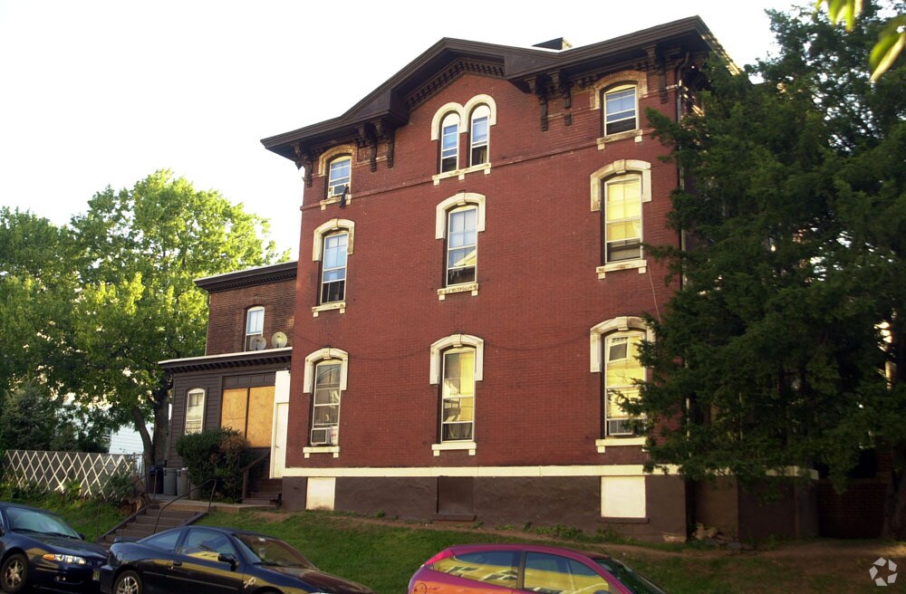 Building Photo - 153-155 W Jersey St