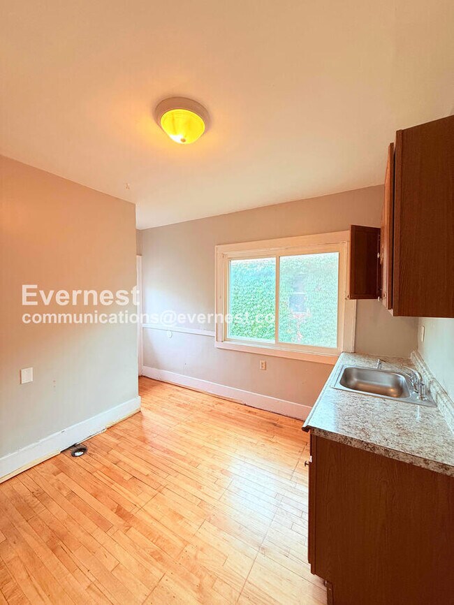 Foto del edificio - 3498 Haverhill St