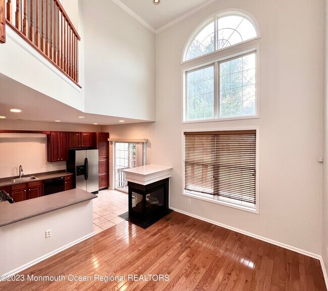 Foto del edificio - 15 Deepwater Cir
