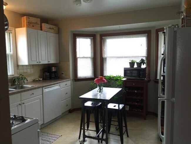 Foto del edificio - 3435-37 N Humboldt Blvd