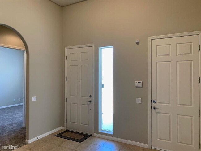 Building Photo - 3 br, 3 bath House - 39637 Dali Dr S
