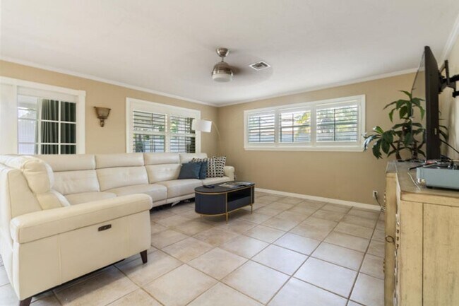 Foto del edificio - 2258 Palmetto Rd