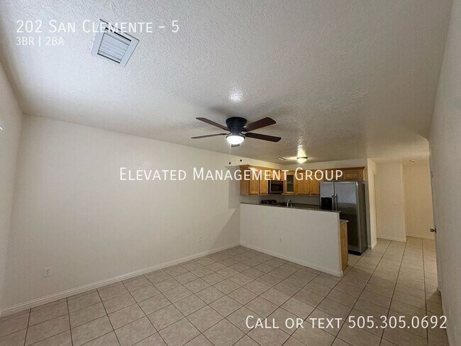 Foto del edificio - 202 San Clemente Ave NW