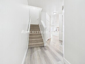 Building Photo - 16347 S Piston Ln
