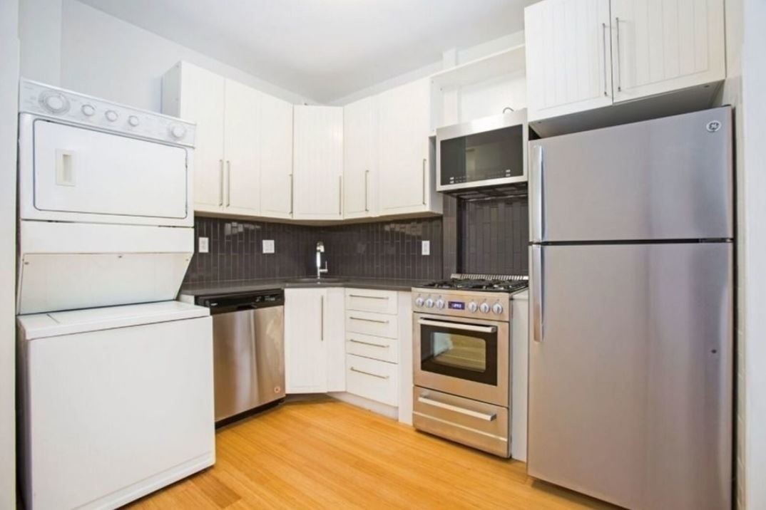Foto principal - 314 West 58th