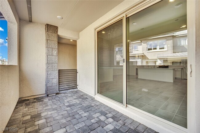 Foto del edificio - 11476 Panoledge Ave