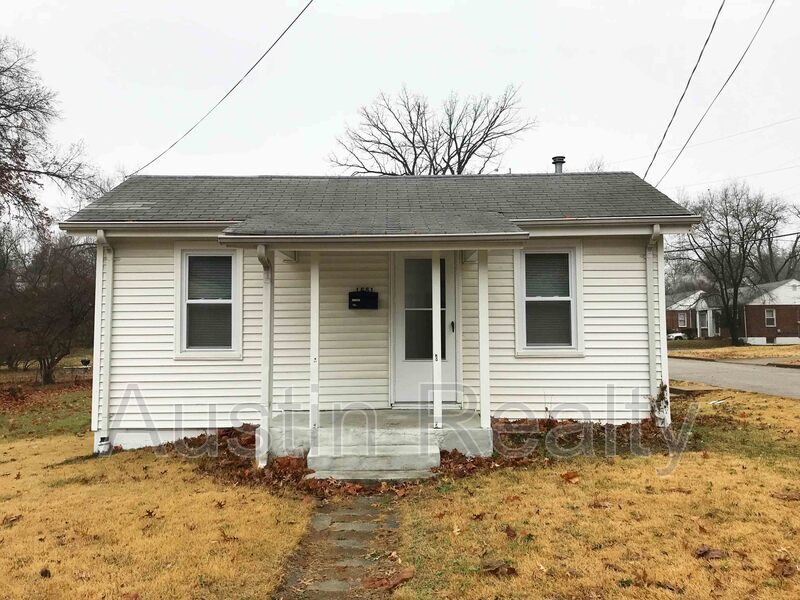 Primary Photo - 1551 N Hanley Rd