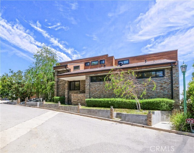 Building Photo - 1456 Altridge Dr